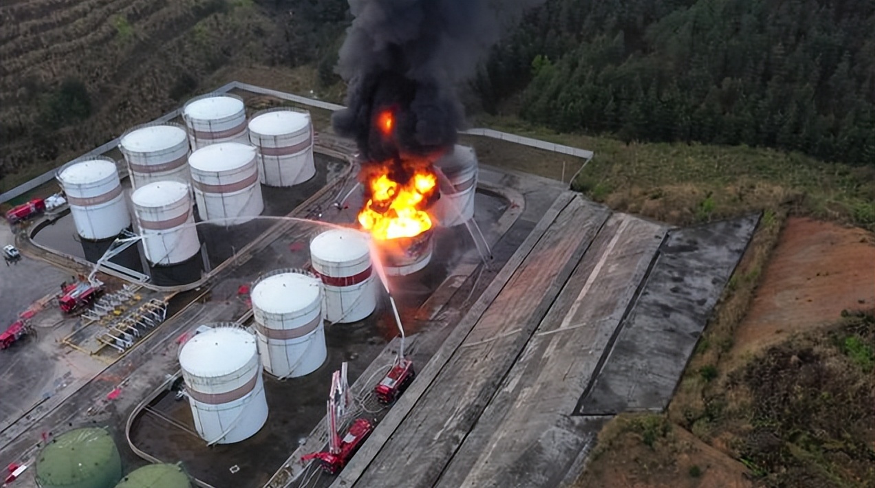 石油石化场站周界防护：无人值守预报警系统筑牢安全防线